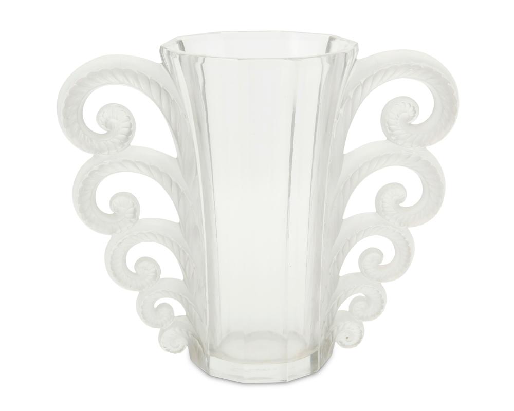 A REN LALIQUE BEAUVAIS VASE 3b2e73