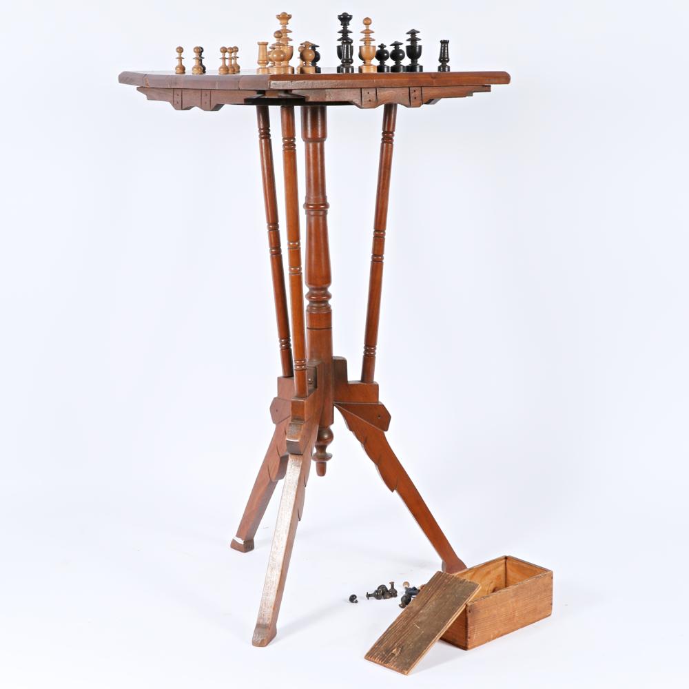 VICTORIAN EASTLAKE STYLE CHESS 3b2fc3