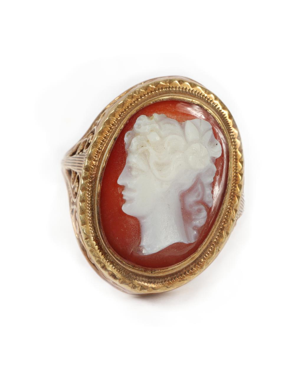 ANTIQUE VICTORIAN 14K GOLD CAMEO RING.