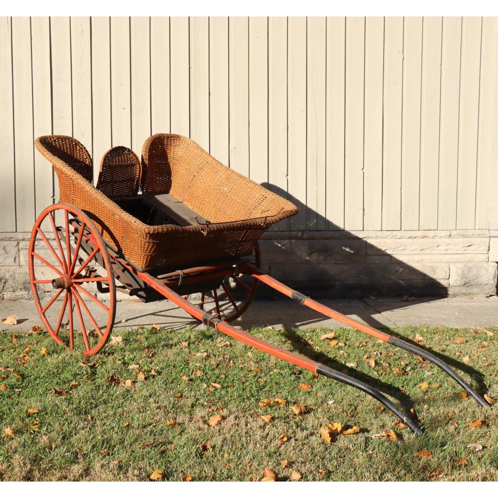 HORSE DRAWN WICKER BUGGY CART CARRIAGE 3b30d5