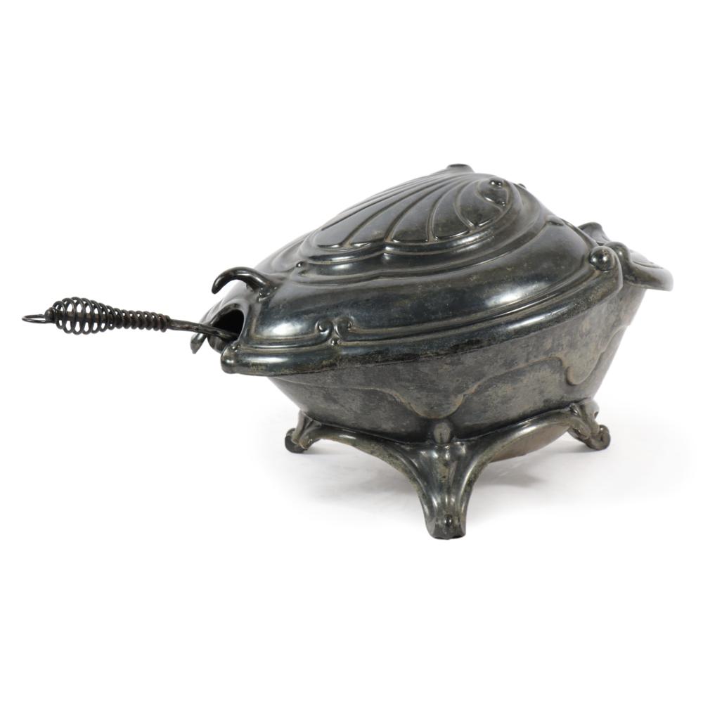 VICTORIAN CAST IRON COAL SCUTTLE WITH