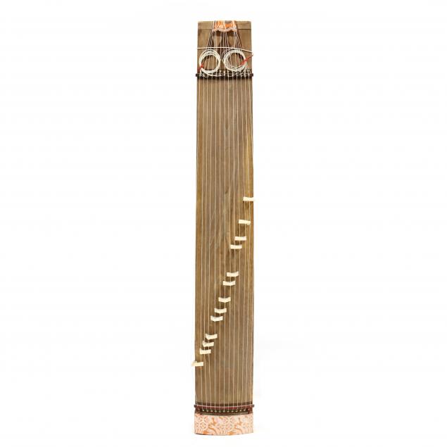 A JAPANESE CLASSIC KOTO INSTRUMENT 3b3193