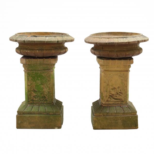 PAIR OF OLD WORLD STYLE TERRACOTTA 3b31ff