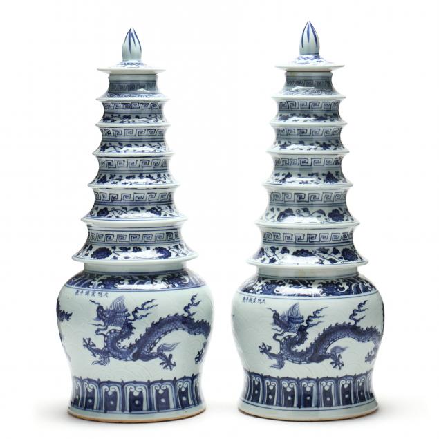 A PAIR OF CHINESE MING STYLE PAGODA 3b332e