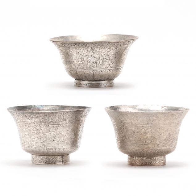 THREE CHINESE SILVER TEA BOWLS 3b3333