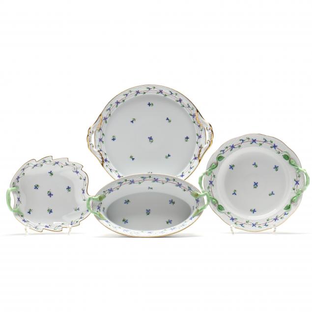 FOUR HEREND  HANDLED SERVING PIECES