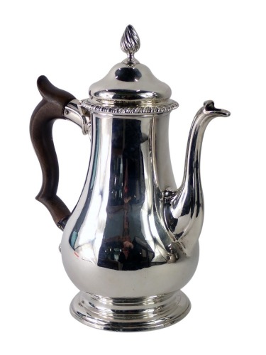 A George III silver coffee   3b0e5c