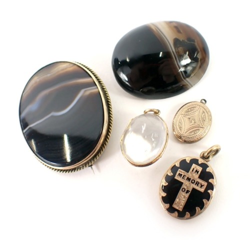 Agate set brooches, a Victorian