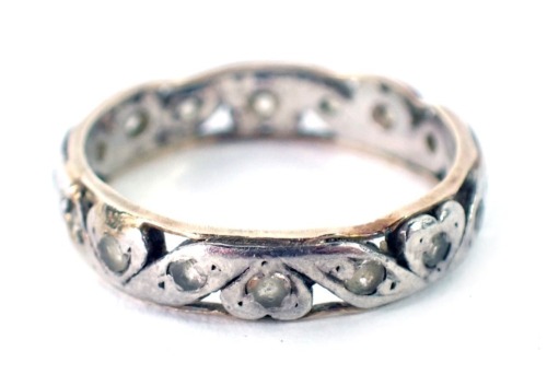 An eternity ring with two panelled 3b0e80