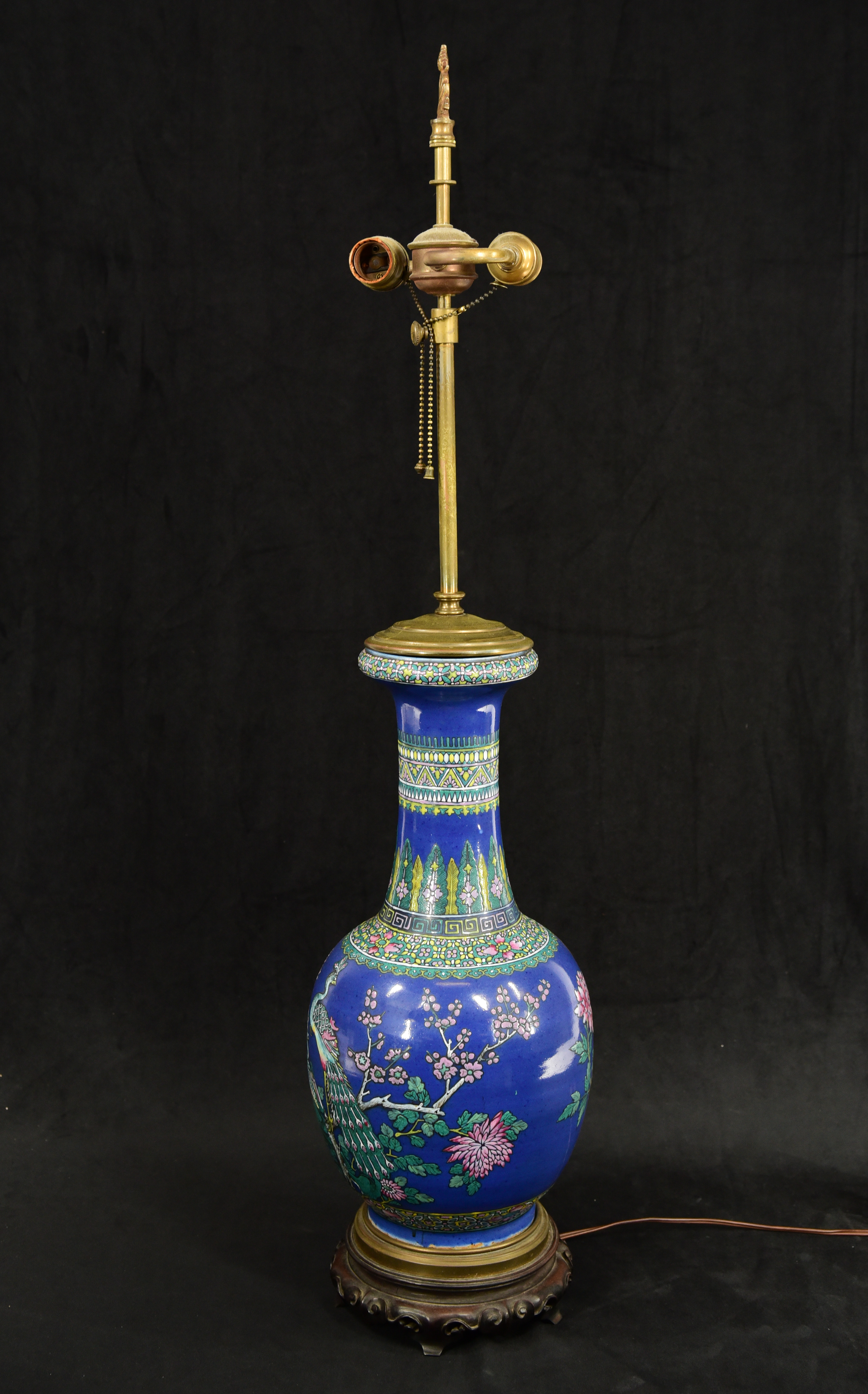 Chinese porcelain vase peacock 3b1064