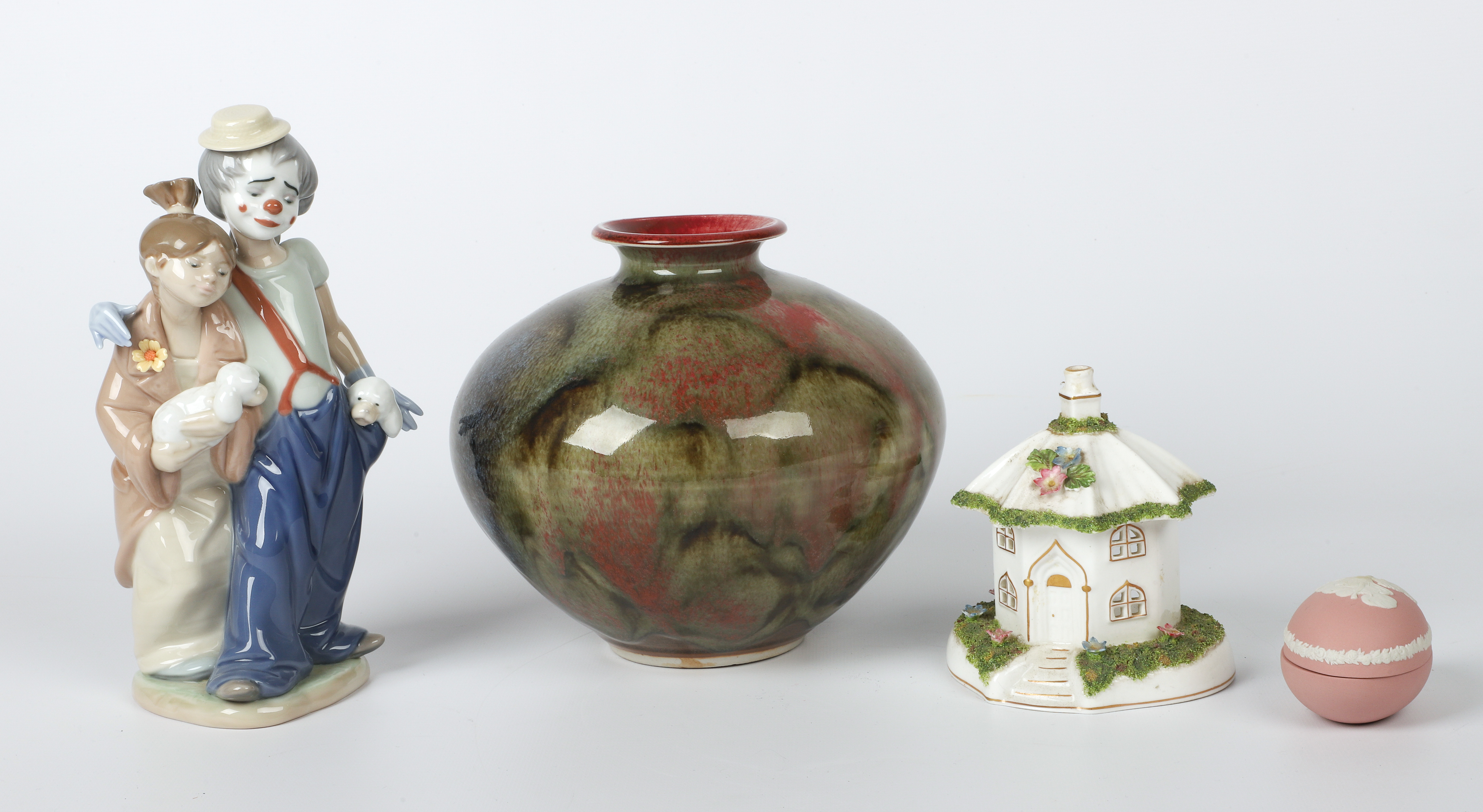 (4) Pcs porcelain & pottery, c/o Lladro