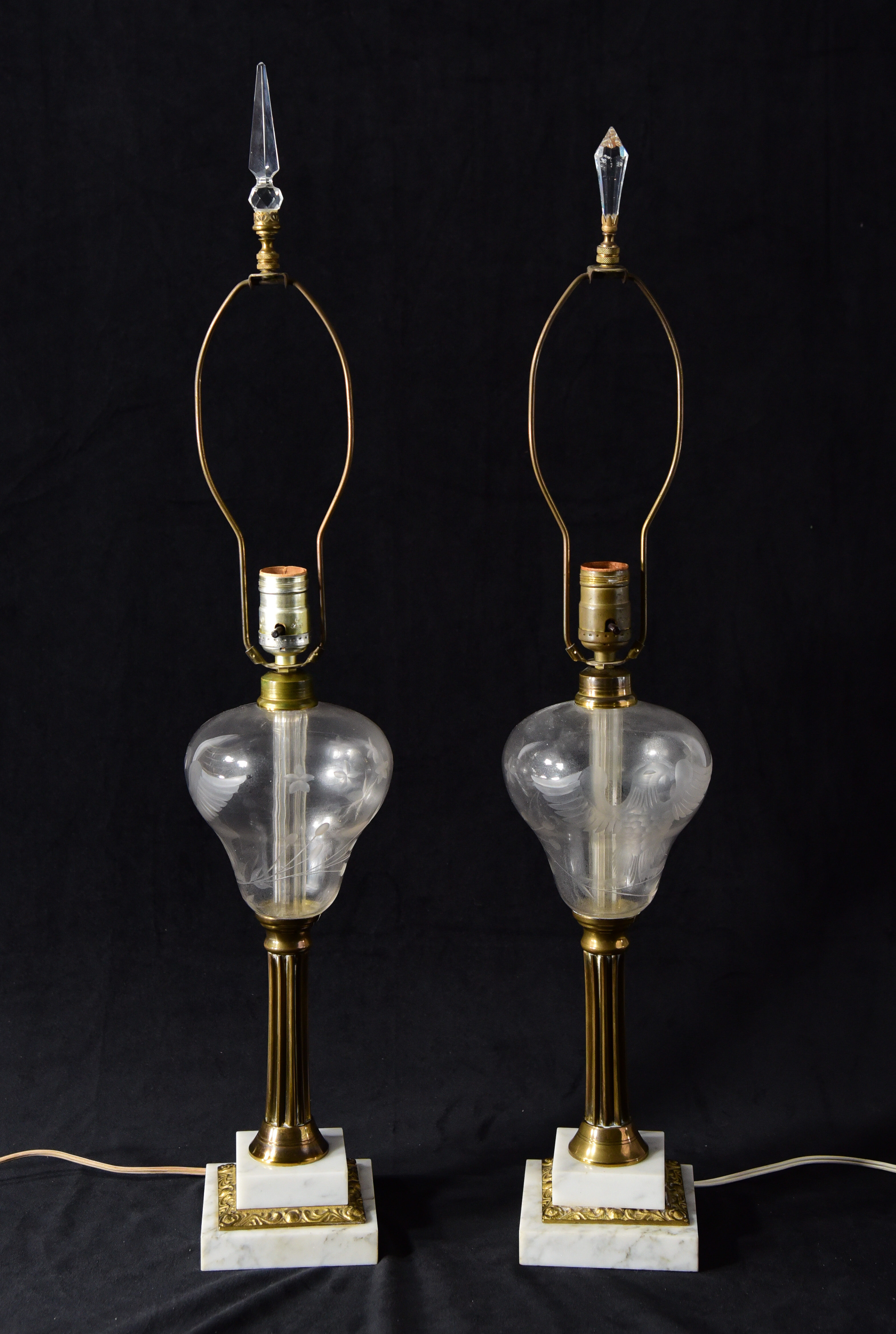 Pair of banquet oil lamps clear 3b129d