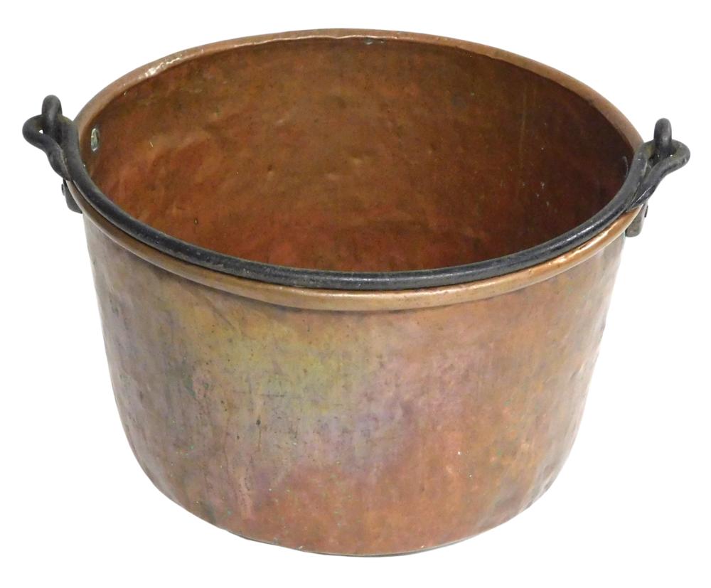 LARGE HAMMERED COPPER CAULDRON WITH