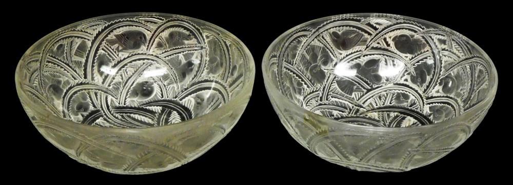 GLASS: PAIR OF LALIQUE "PINSONS