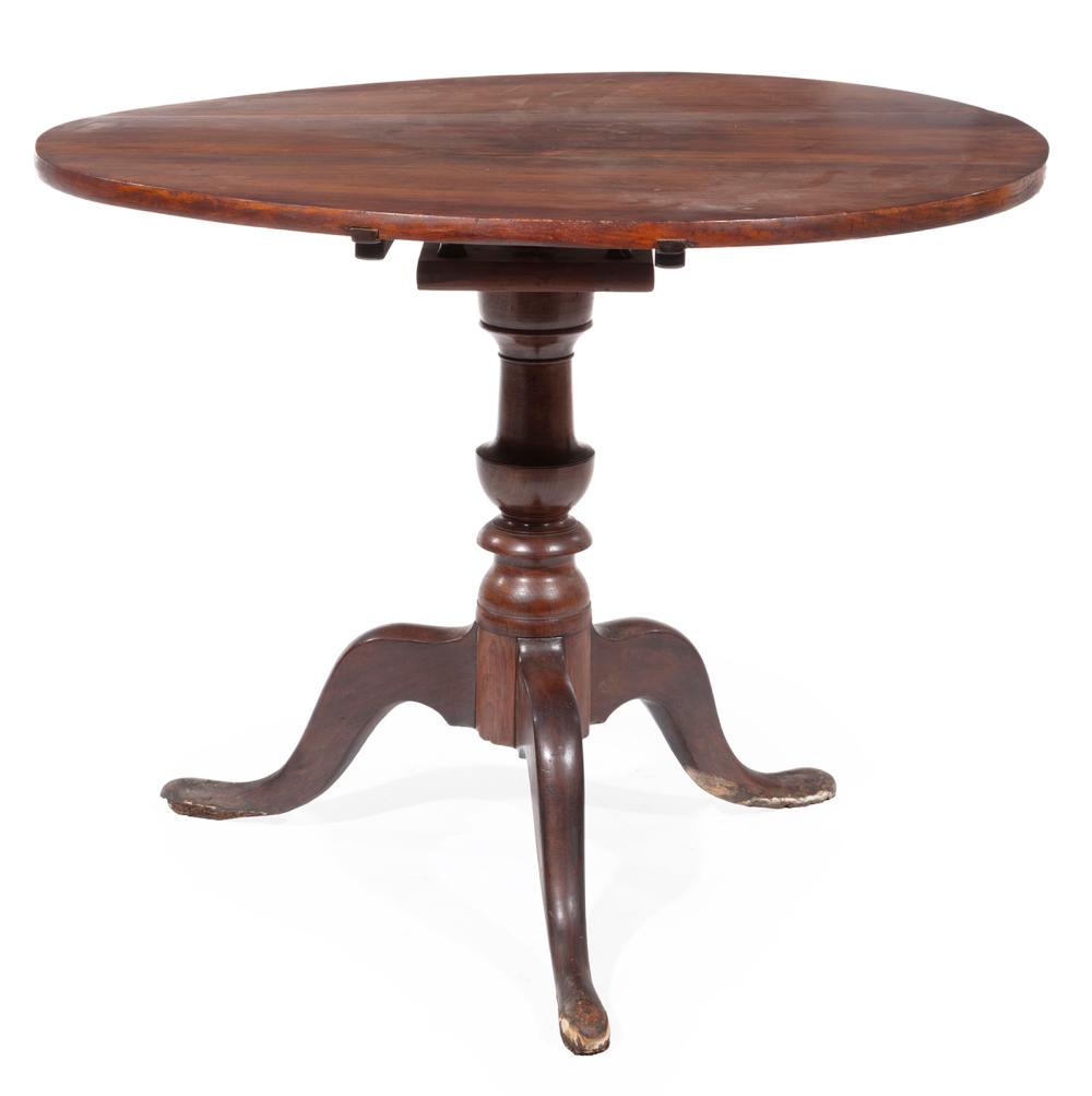 QUEEN ANNE-STYLE MAHOGANY TILT-TOP