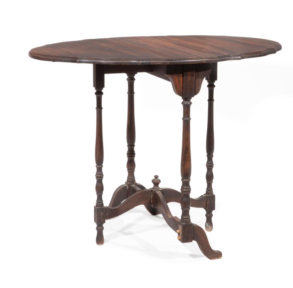 AMERICAN WALNUT DROP-LEAF SIDE TABLEAmerican