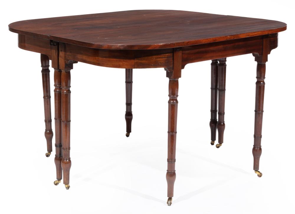 SHERATON-STYLE CARVED MAHOGANY DINING