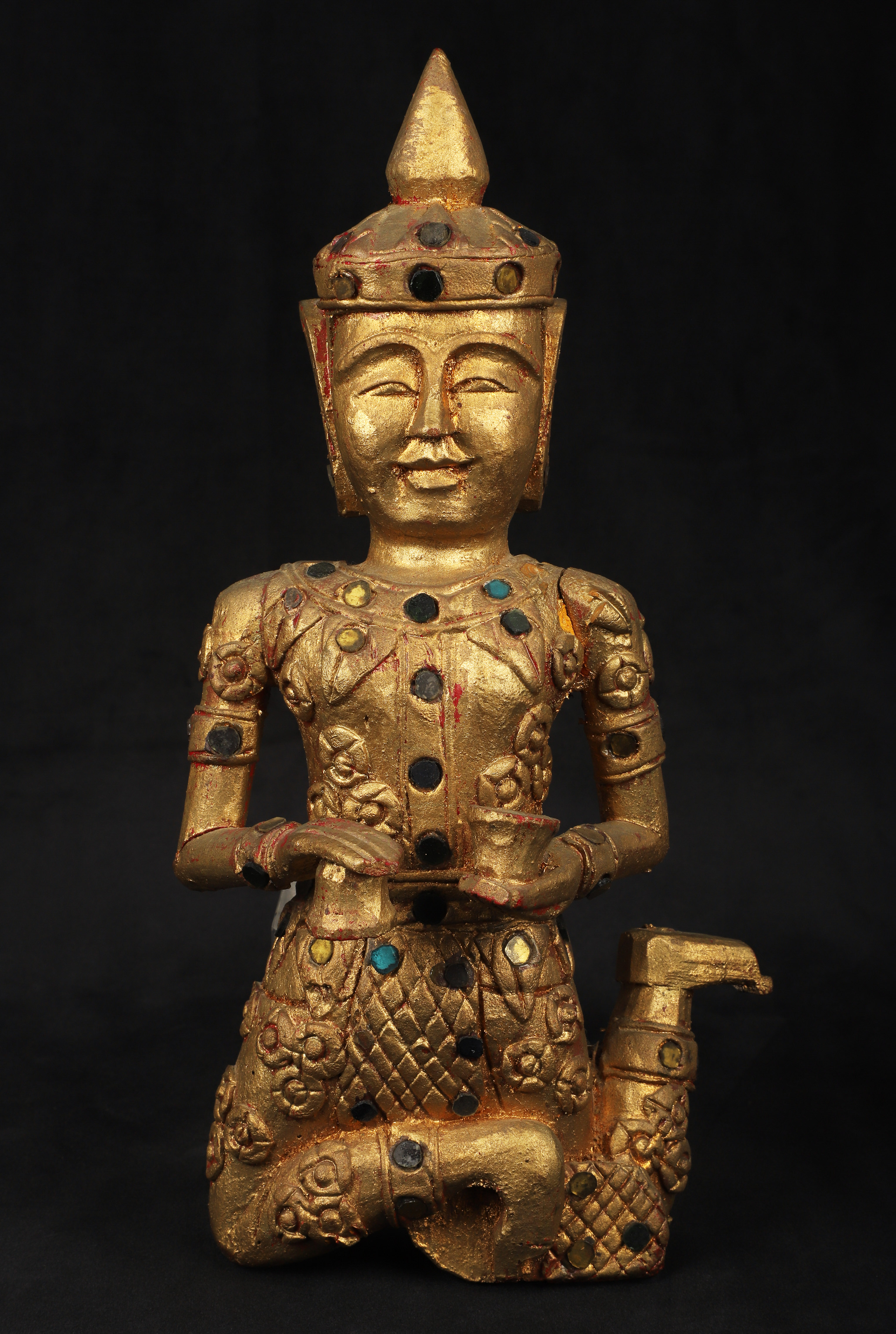 Carved wood Thai dancer figure 3b152e