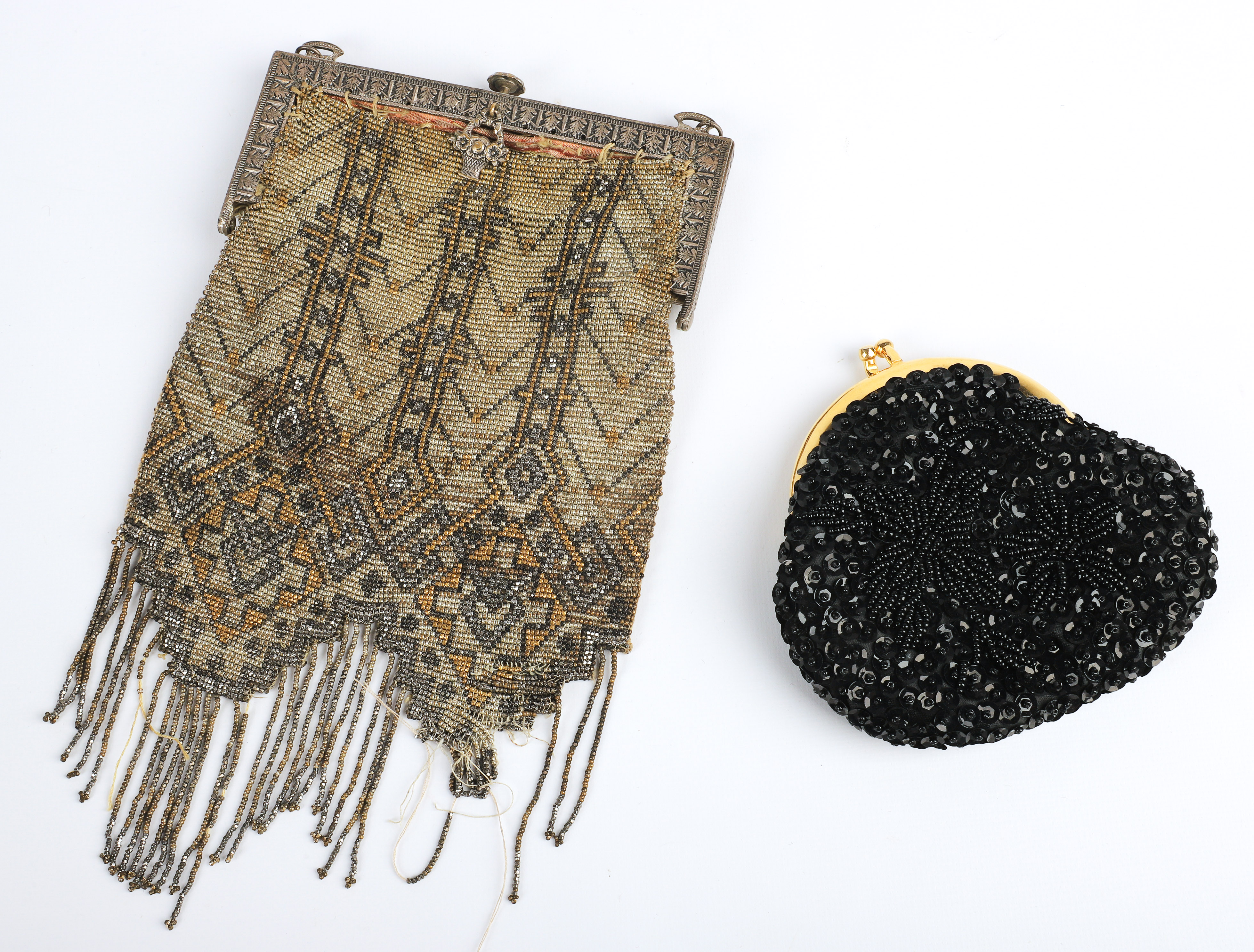(2) Beaded purses, c/o Art Deco with
