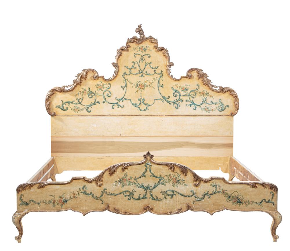 ITALIAN ROCOCO STYLE GILT AND PAINTED 3b191c