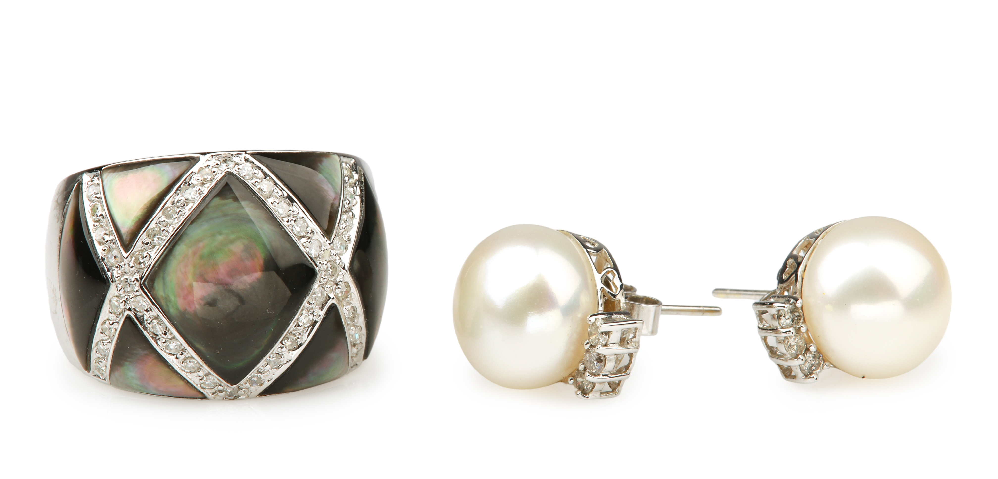 14K White gold ring and pearl earrings