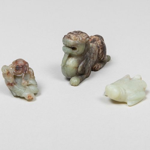 GROUP OF THREE CHINESE HARDSTONE 3b1a1c