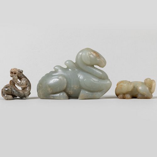 THREE CHINESE JADE ANIMALSComprising A 3b1a3f