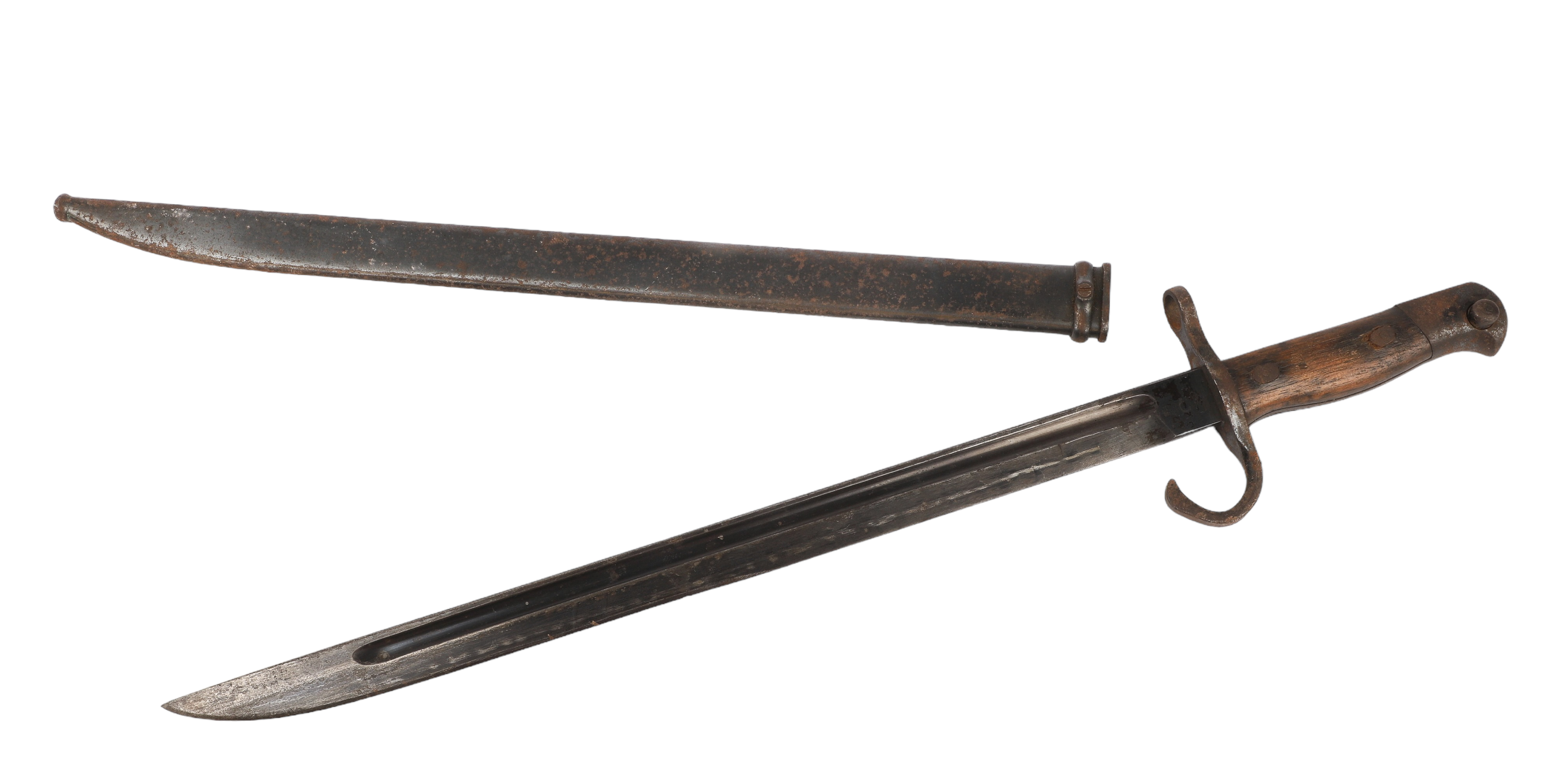 Bayonet with metal sheath, hooked