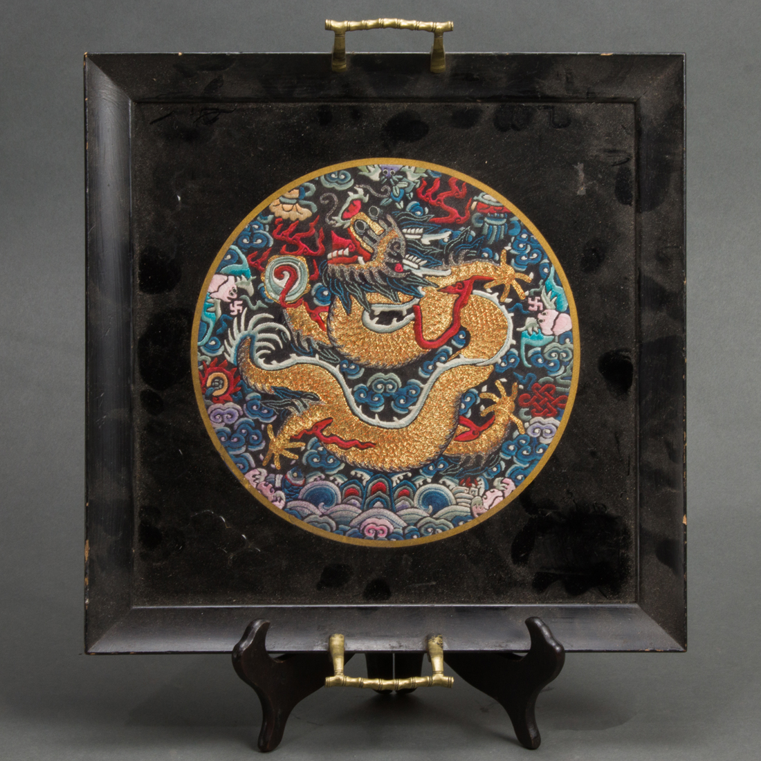 CHINESE EMBROIDERED 'DRAGON' ROUNDEL