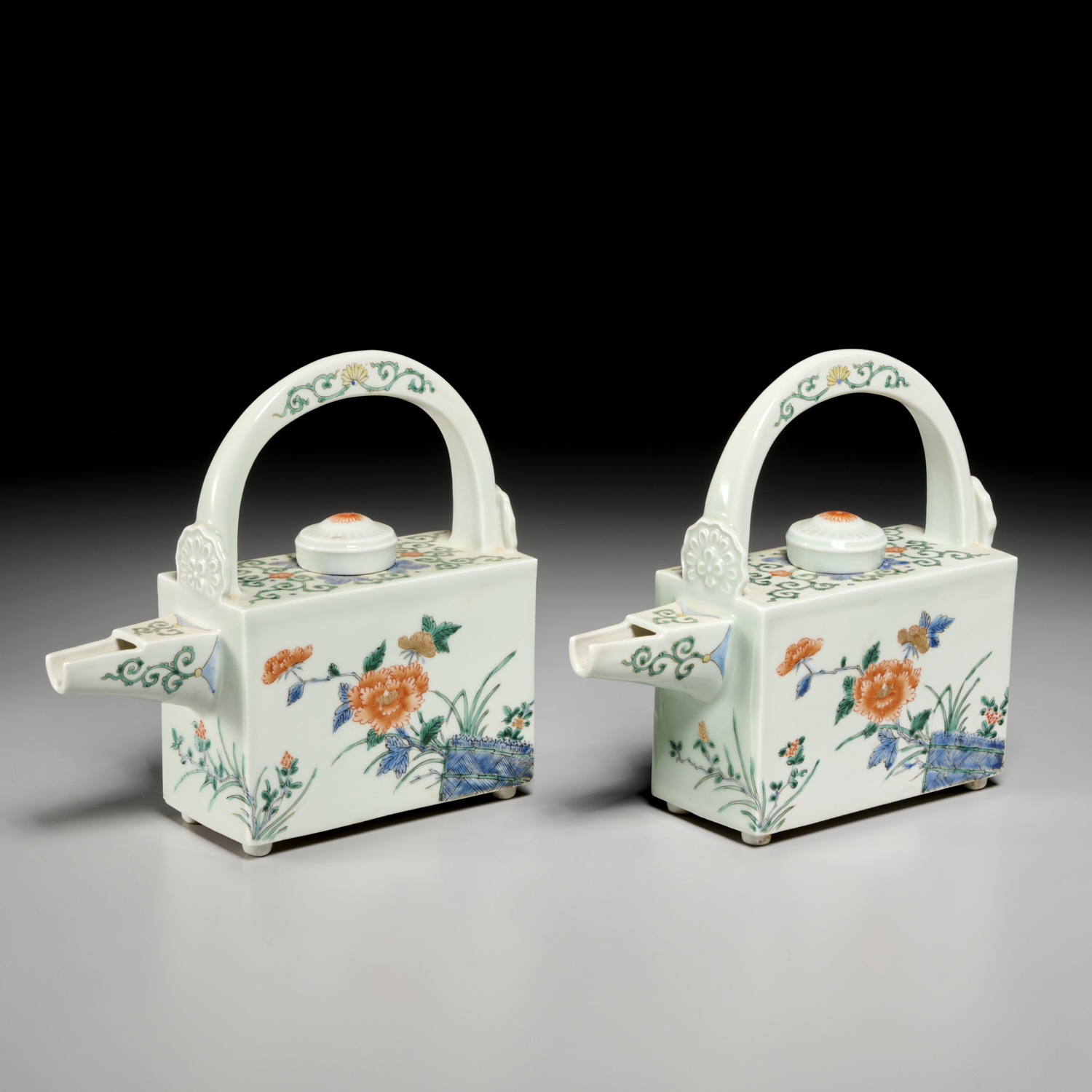 PAIR CHINESE DOUCAI DECORATED RECTANGULAR