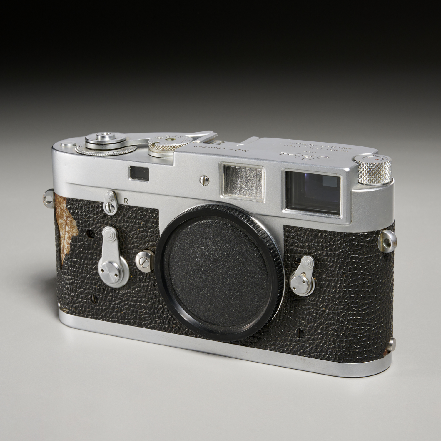 LEICA LEITZ/WETZLAR M2 RANGEFINDER CAMERA