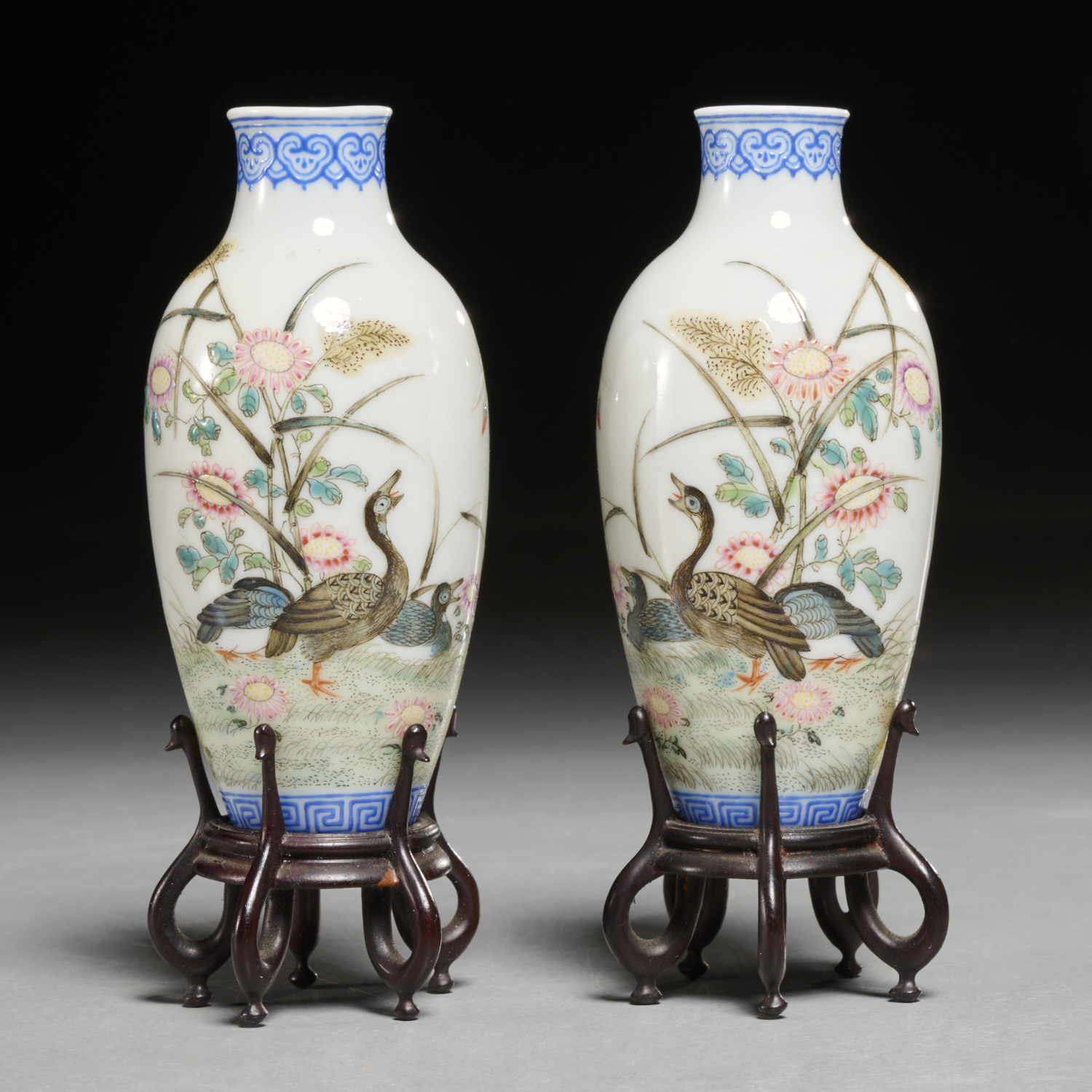 FINE PAIR CHINESE EGG SHELL PORCELAIN 3b4631