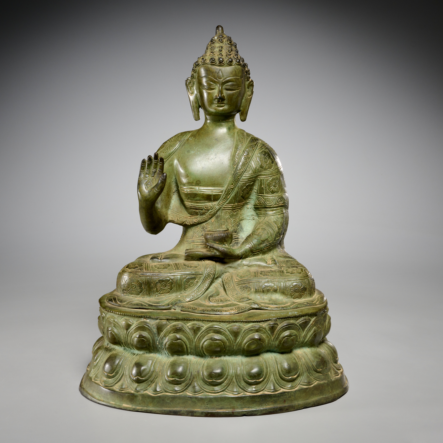 LARGE SOUTHEAST ASIAN BRONZE BUDDHA