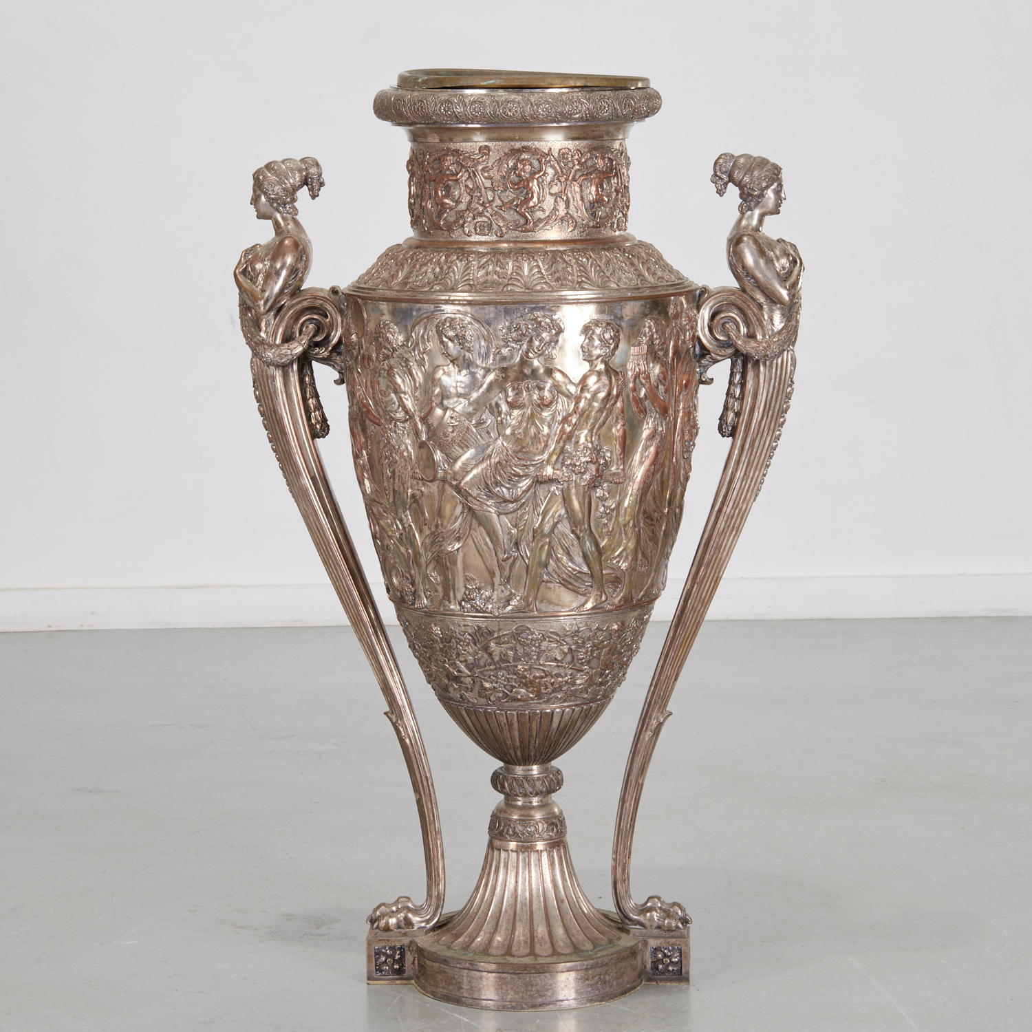 MONUMENTAL VICTORIAN SILVER PLATED 3b46ce