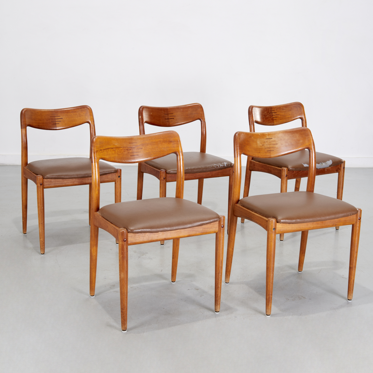 SET 5 NIELS MOLLER TEAK DINING 3b4703