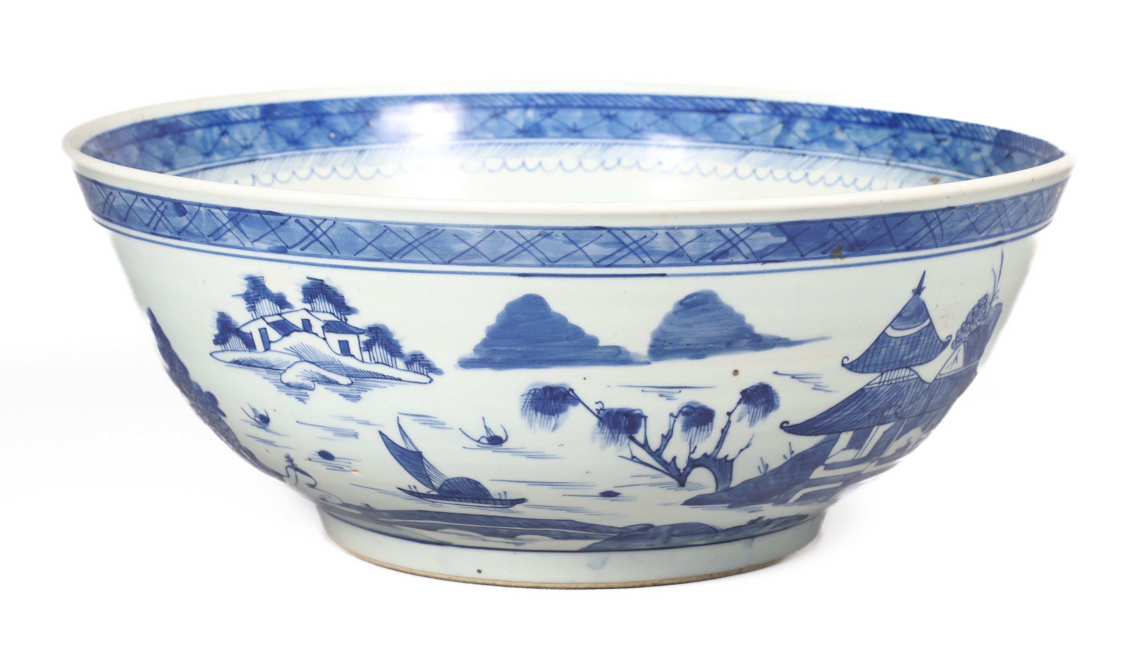 Chinese porcelain Canton punchbowl,