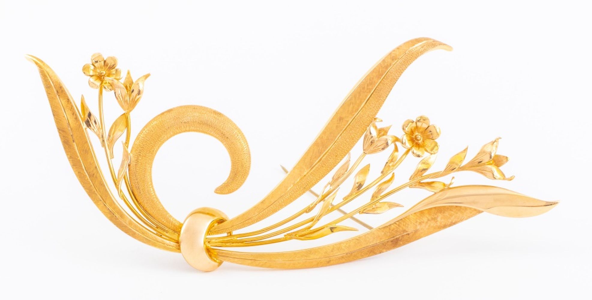 FLORAL 18K YELLOW GOLD BROOCH 18K