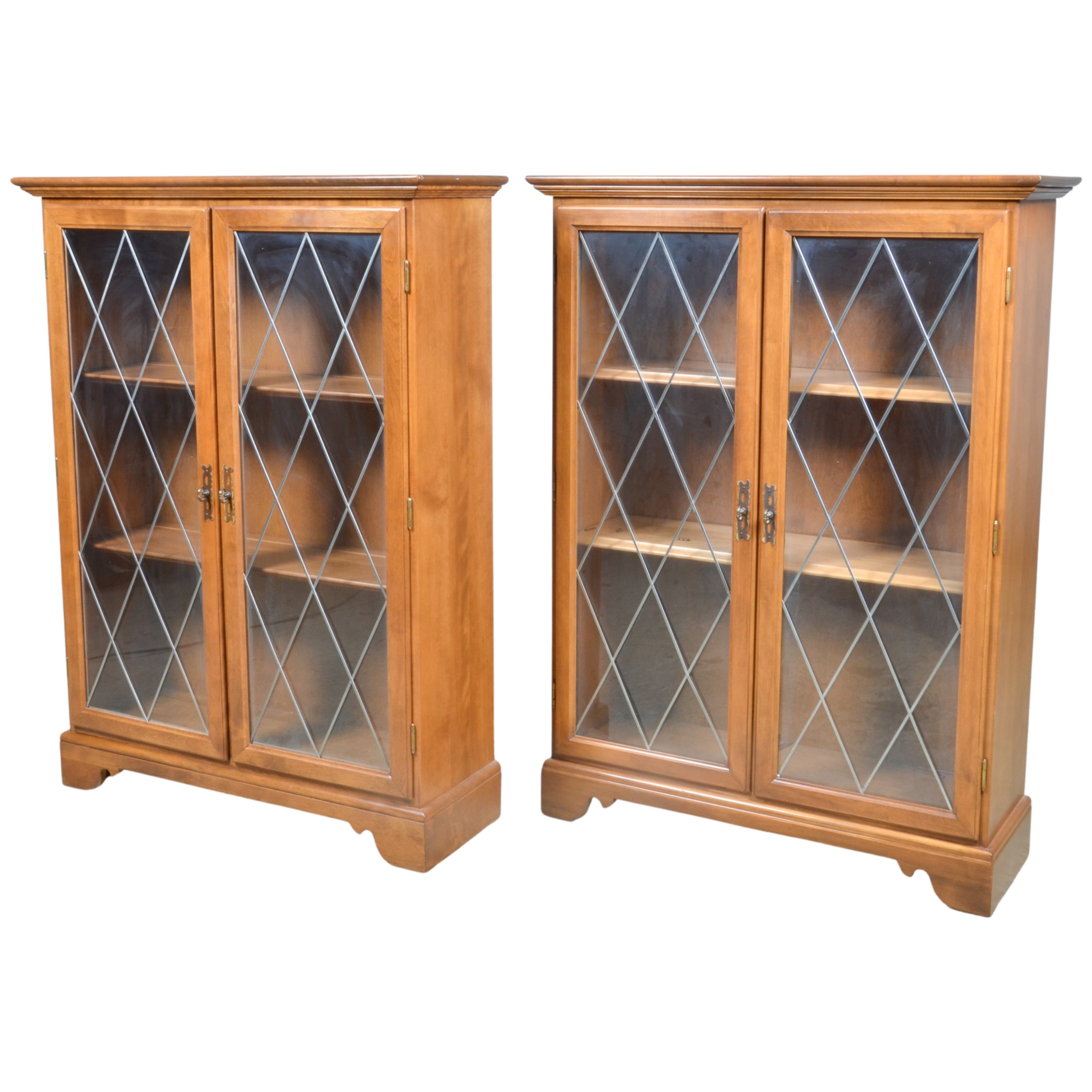 Pair Ethan Allen 2-door bookcases, two