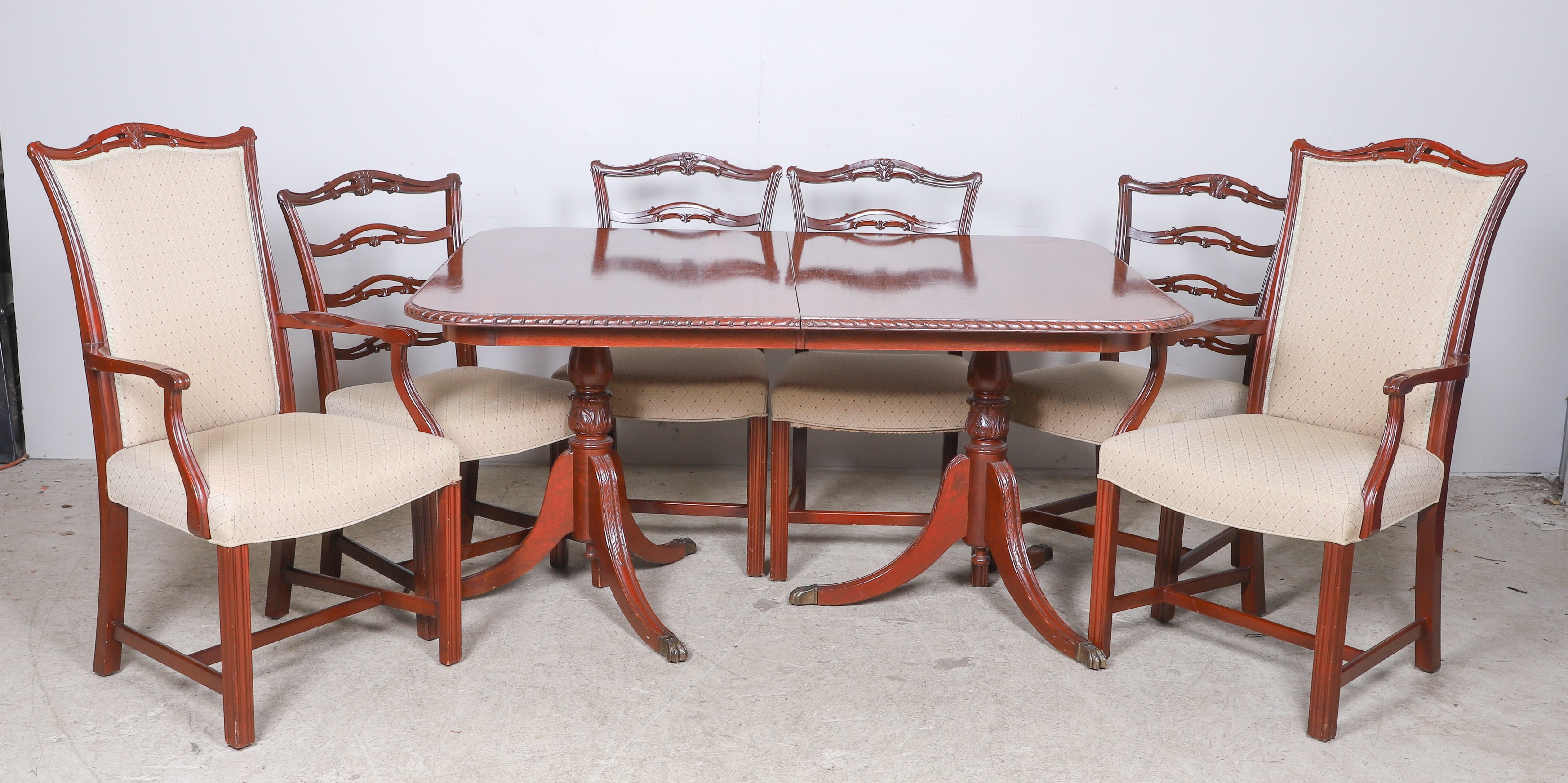  7 pc Assembled mahogany dining 3b4baa