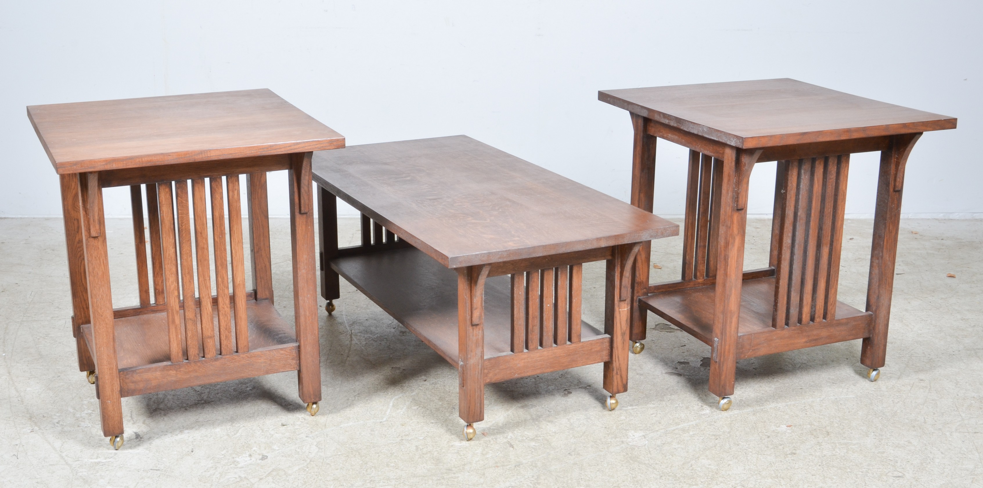  3 pc Mission style oak table 3b4bca