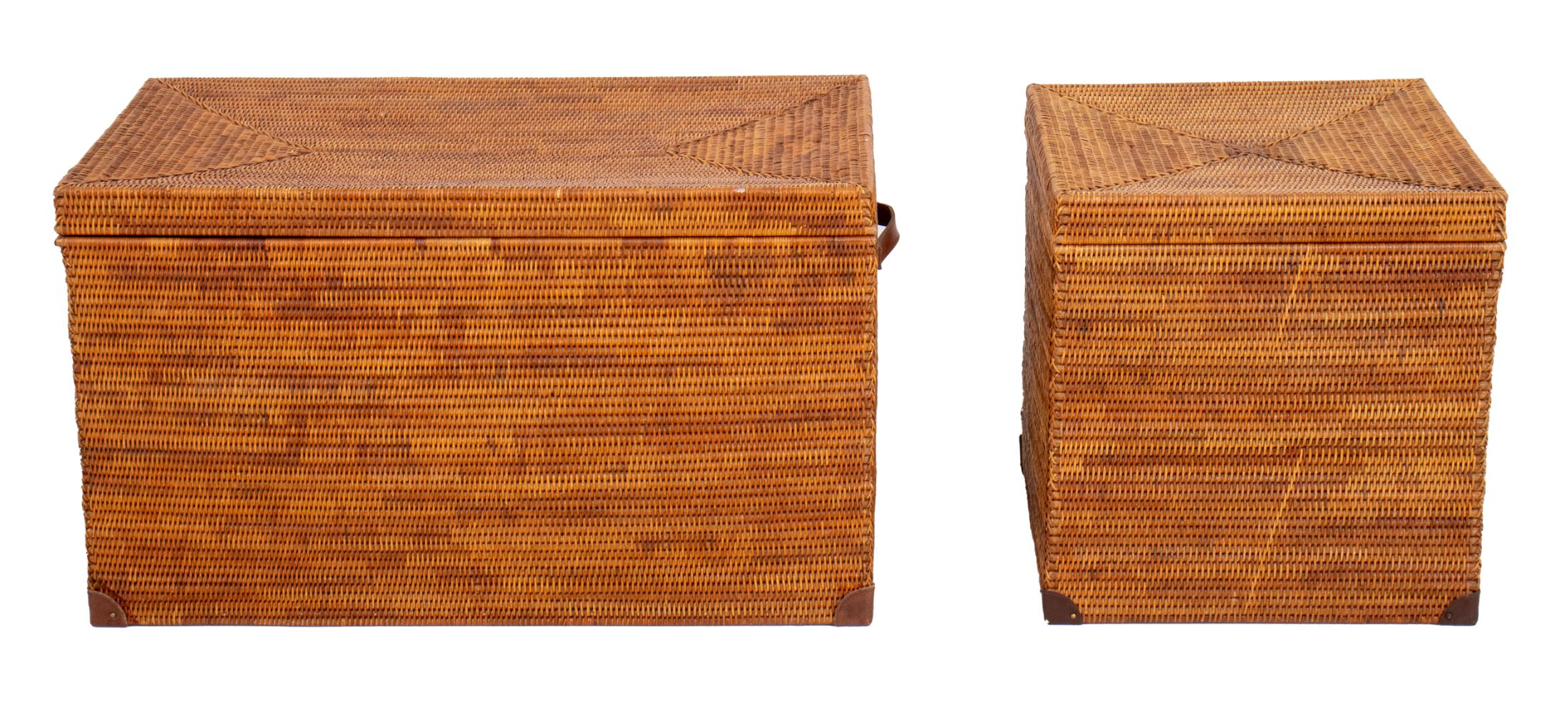 WICKER STORAGE BENCHES 2 Two wicker 3b4c48