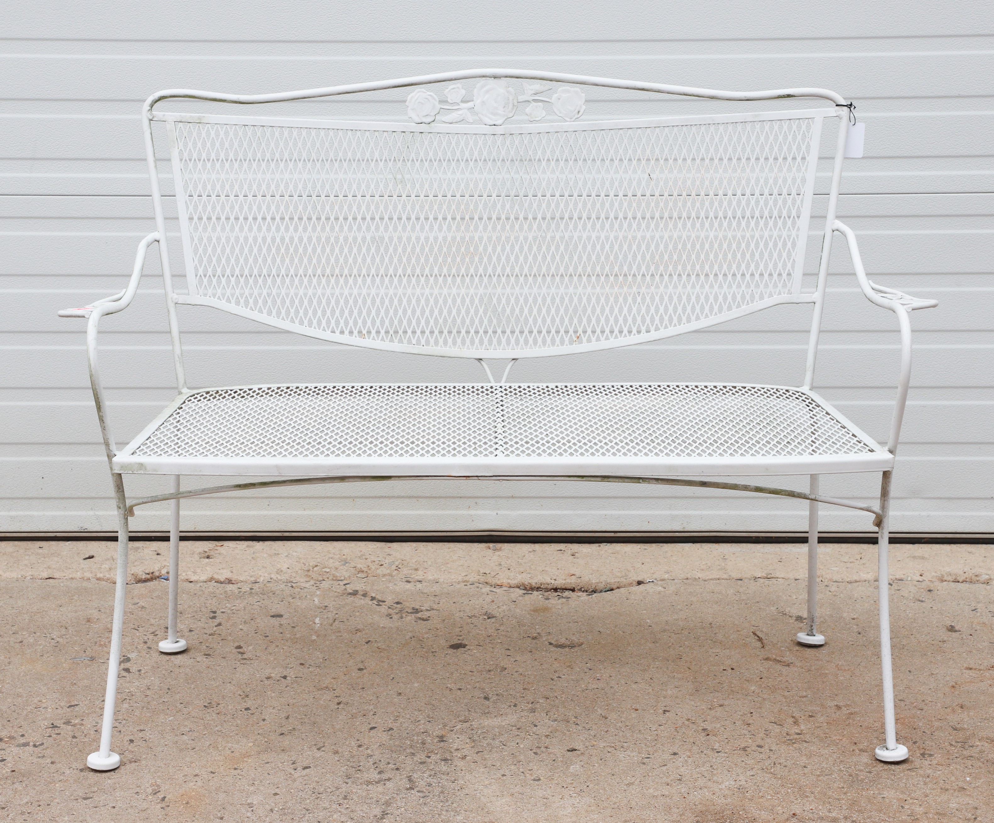 Salterini style white painted bench  3b4c54