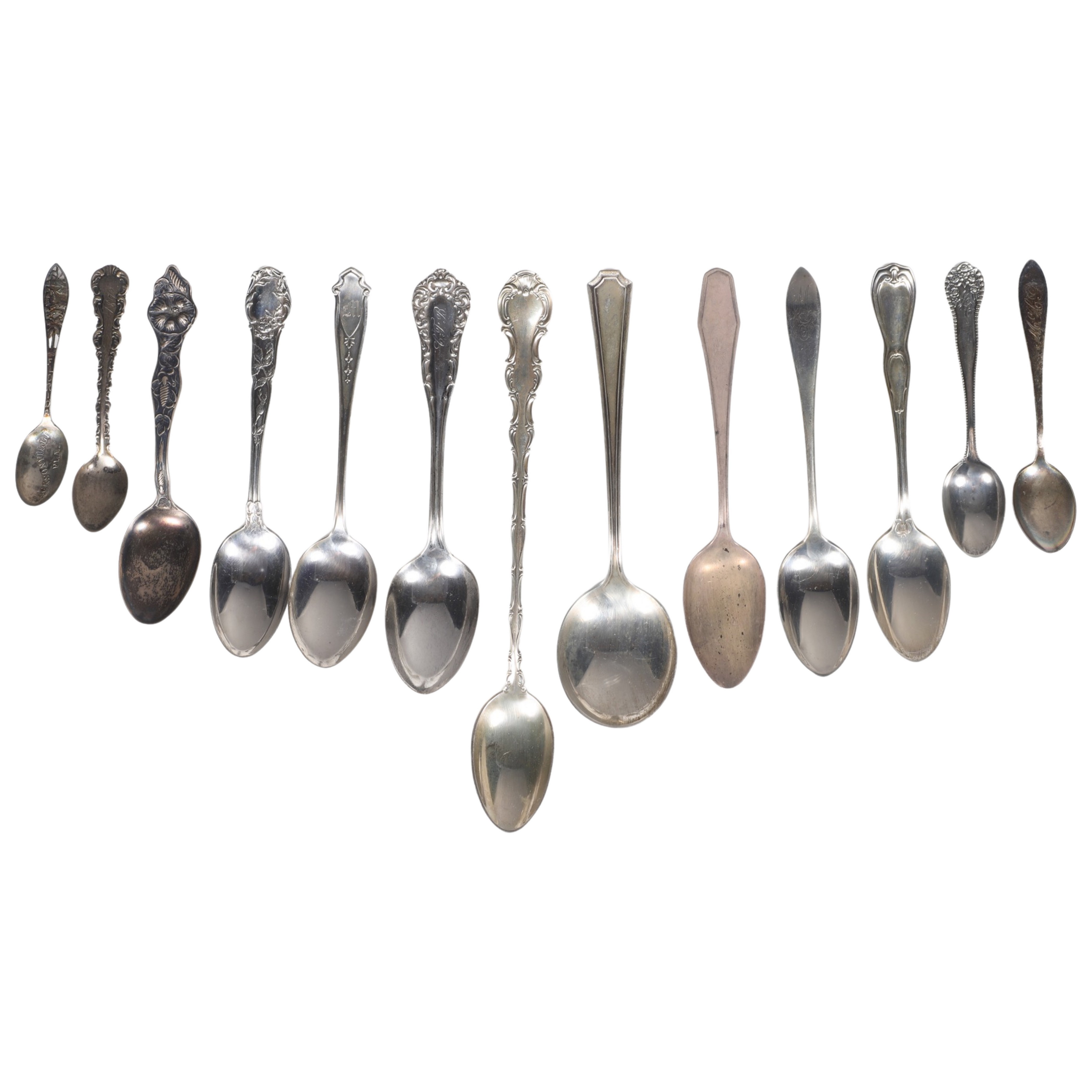(13) Assorted sterling silver spoons,