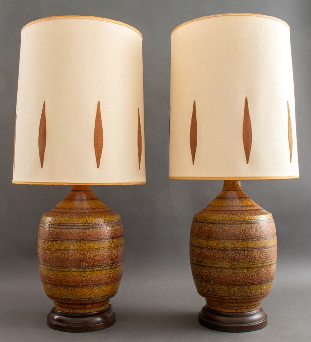 LAUREL LAMP CO. MID-CENTURY TABLE LAMPS,
