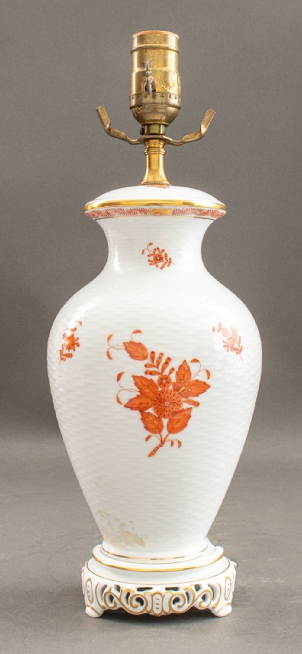 HEREND PORCELAIN CHINESE BOUQUET  3b4d37