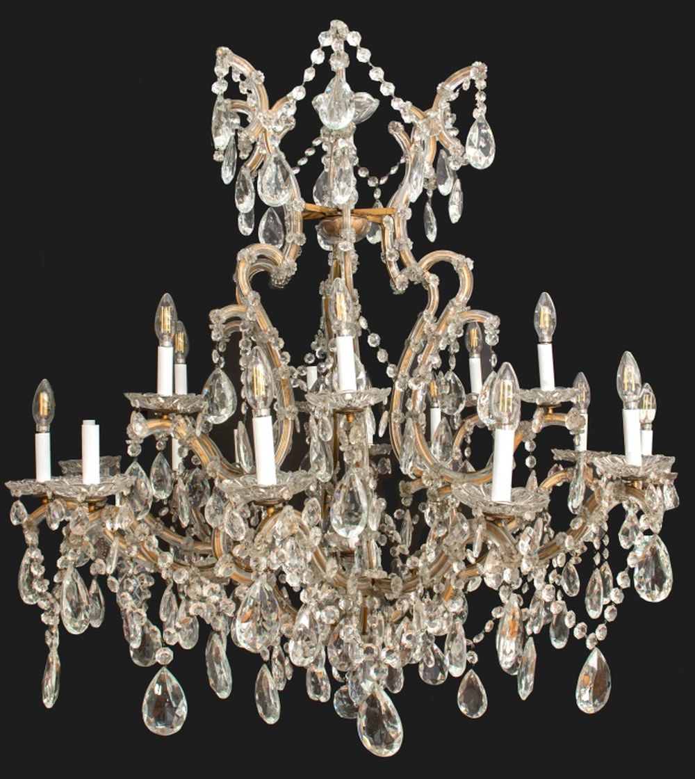 MARIE THERESE CUT CRYSTAL 18 LIGHT