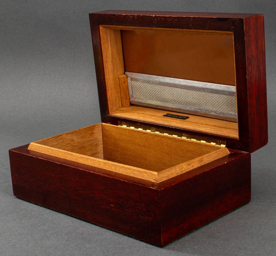 ALFRED DUNHILL MAHOGANY HUMIDOR 3b4ec7