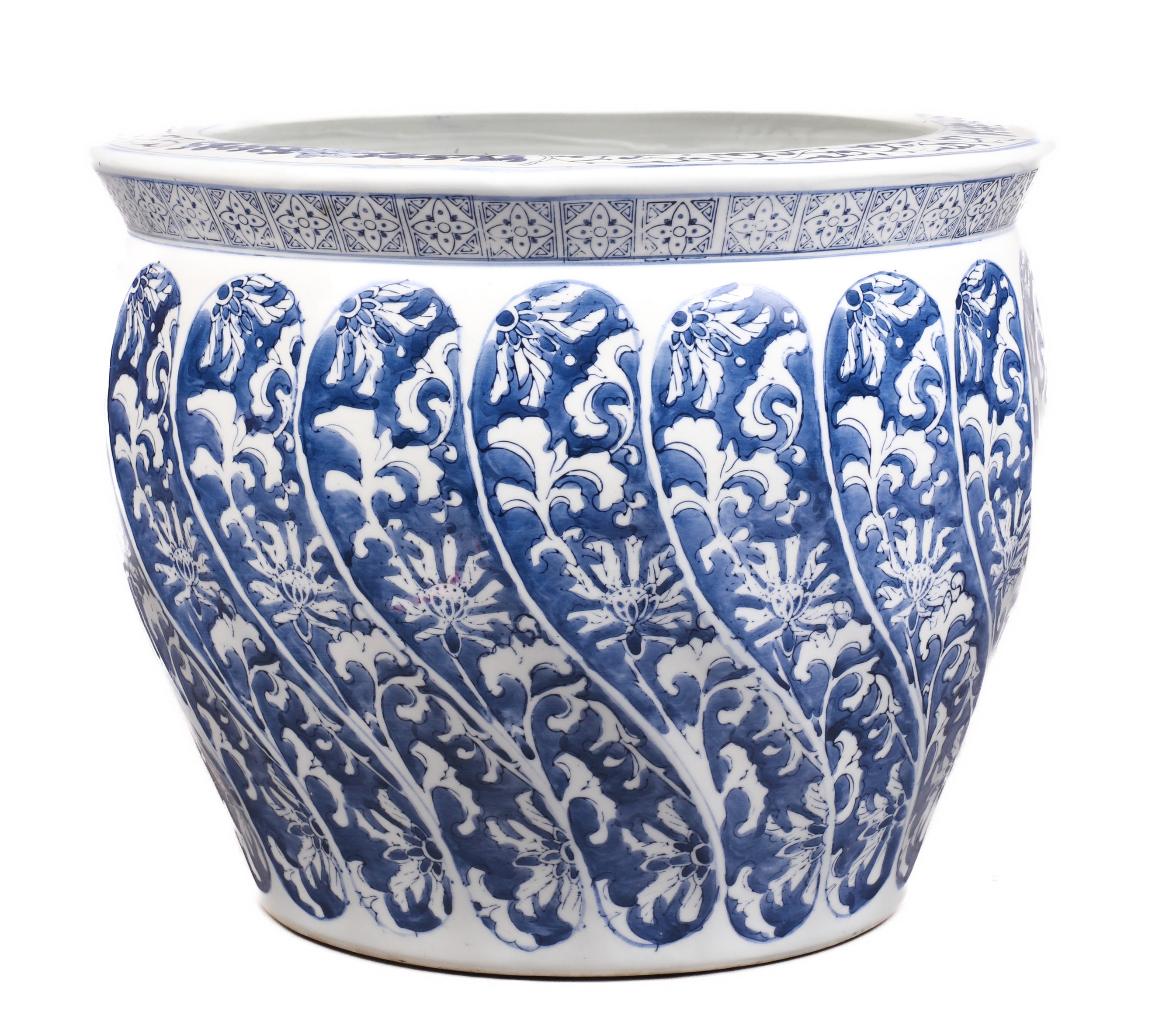 Chinese porcelain cache pot planter,