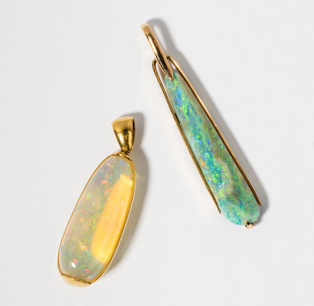 TWO YELLOW GOLD OPAL PENDANTSTwo 3b4f99