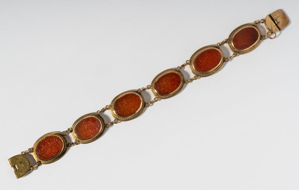 18 KARAT YELLOW GOLD CARNELIAN 3b4fa4